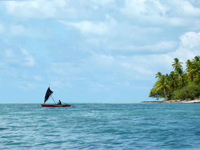 Sailing Abaiang Kiribati
