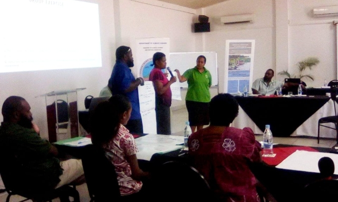 Helping to understand climate change, in Vanuatu