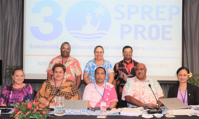 The Chair with the Senior Leadership Team of SPREP 