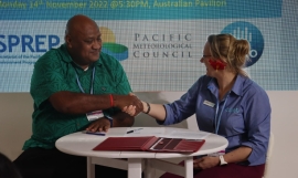 SPREP’s Director General, Mr Sefanaia Nawadra and CSIRO’s Director of the Climate Science Centre, Dr Jaclyn Brown.