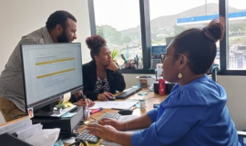 Group work in Papua New Guinea 