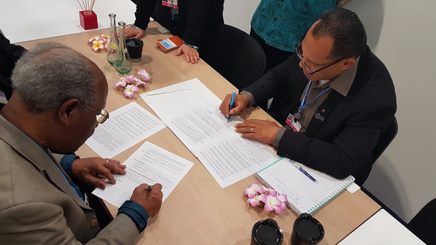 Dr Kenrick Leslie and Kosi Latu